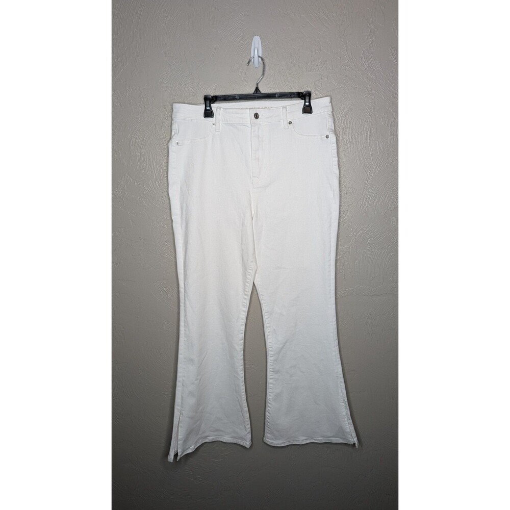 American Eagle Womens 16 White Super High Rise Flare Jeans Ankle Slits 31" ins